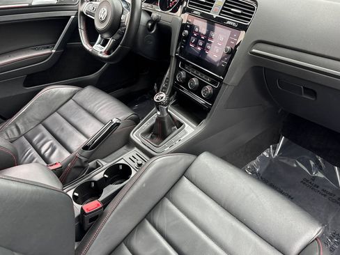 Used 2019 Volkswagen GTI Rabbit Edition image 32