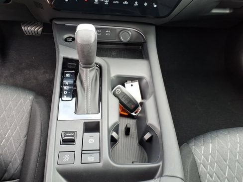 New 2026 Nissan Sentra SV w/ SV Convenience Package FWD image 22