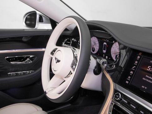 Used 2022 Bentley Flying Spur W12 AWD/4WD image 69