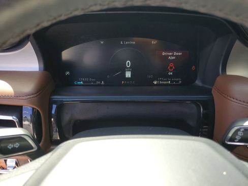 Used 2023 Lincoln Nautilus Reserve AWD/4WD image 24