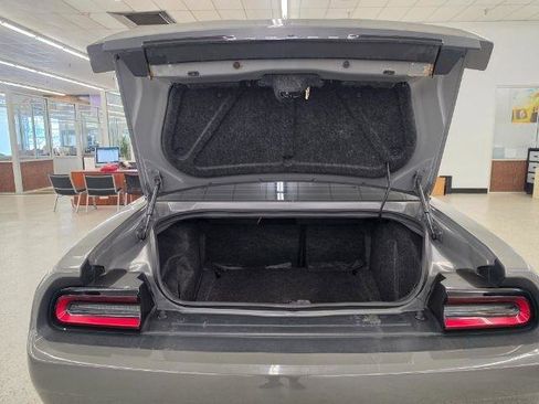 Used 2018 Dodge Challenger SXT RWD image 36