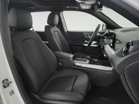 Certified 2026 Mercedes-Benz GLB 250 image 20
