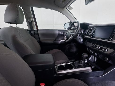 Used 2020 Toyota Tacoma SR5 image 27