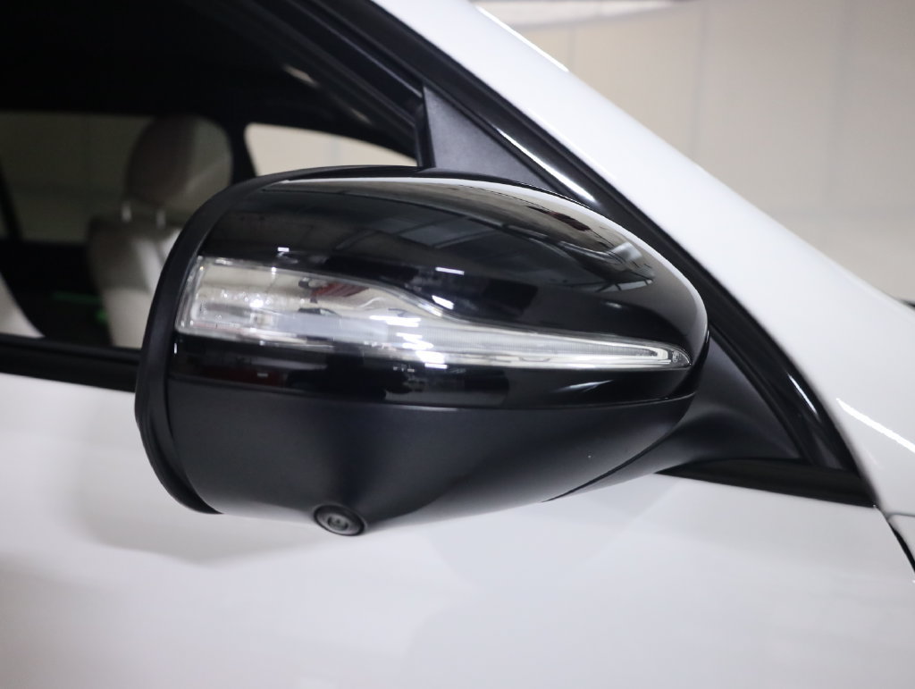 Used 2025 Mercedes-Benz GLS 450 4MATIC w/ AMG Line Exterior image 78