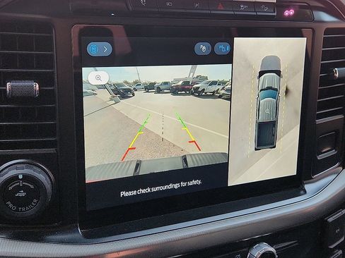 Used 2024 Ford F150 Lariat w/ FX4 Off-Road Package image 9