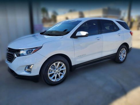 Used 2019 Chevrolet Equinox LT image 3