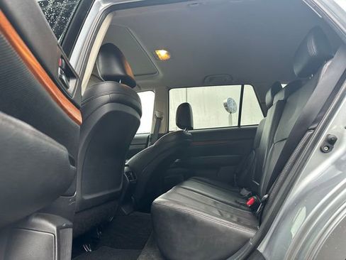 Used 2014 Subaru Outback 2.5i Limited image 12