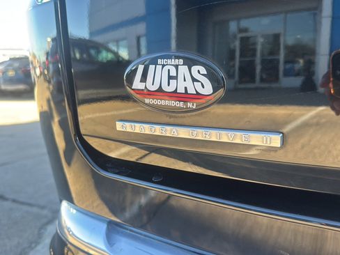 Used 2023 Jeep Wagoneer Series III w/ Premium Group I image 59