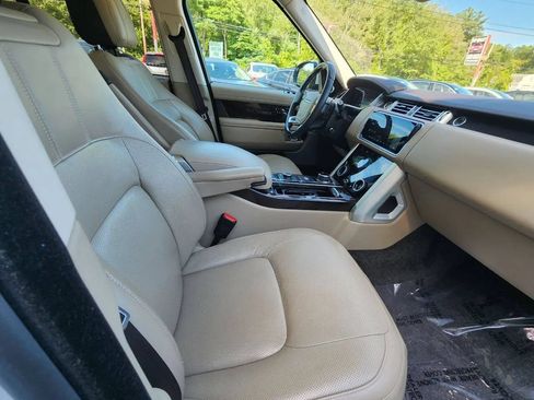 Used 2019 Land Rover Range Rover Supercharged AWD/4WD image 18