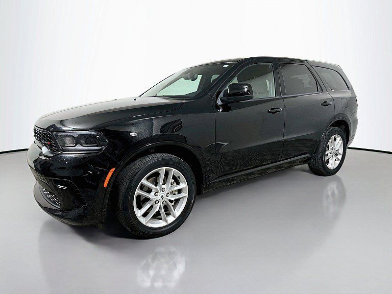 Used 2025 Dodge Durango GT AWD/4WD image 3