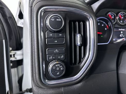 Used 2023 Chevrolet Silverado 2500 LT AWD/4WD image 18