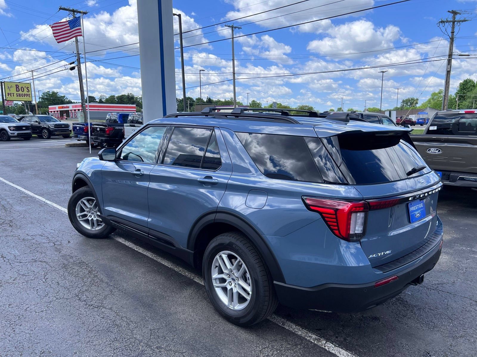 New 2026 Ford Explorer Active AWD/4WD image 15