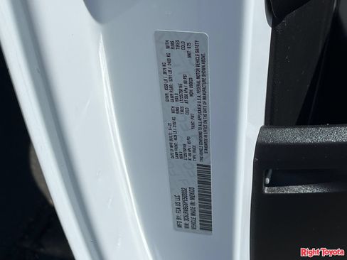 Used 2023 RAM ProMaster 1500 FWD image 32