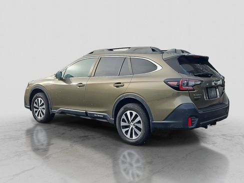 Used 2021 Subaru Outback Premium image 23