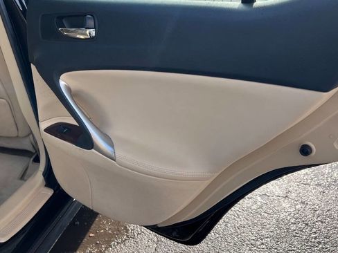 Used 2007 Lexus IS 250 Base 4dr Sedan (2.5L V6 6A) image 21