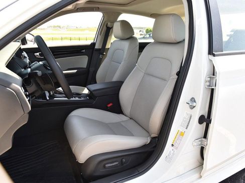 Certified 2024 Honda Civic Touring image 22
