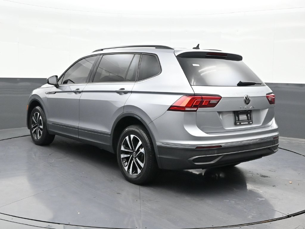 Used 2022 Volkswagen Tiguan S FWD image 3