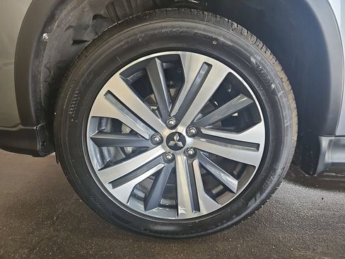 Used 2024 Mitsubishi Outlander Sport ES AWD/4WD image 34