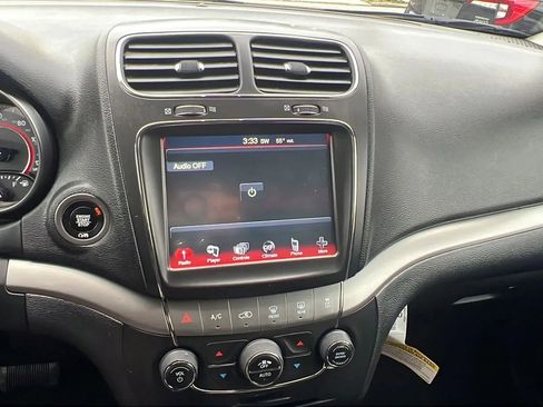 Used 2018 Dodge Journey Crossroad image 17