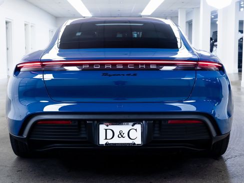 Used 2023 Porsche Taycan 4S image 5