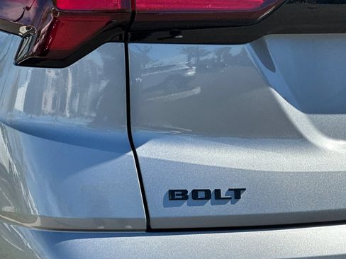 New 2027 Chevrolet Bolt LT w/ Comfort Package FWD image 25