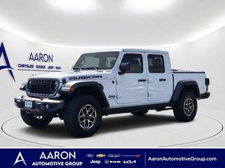 Used 2025 Jeep Gladiator Rubicon w/ Convenience Group AWD/4WD video 1