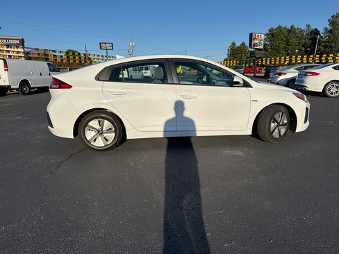 Used 2020 Hyundai Ioniq Blue image 6