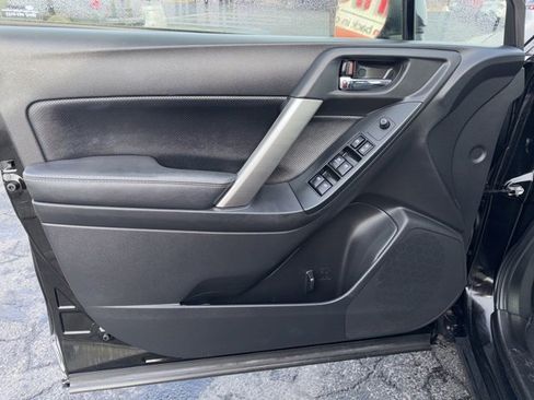 Used 2015 Subaru Forester 2.5i Limited image 12