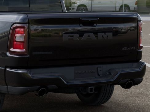 New 2026 RAM 1500 4x4 Crew Cab image 13