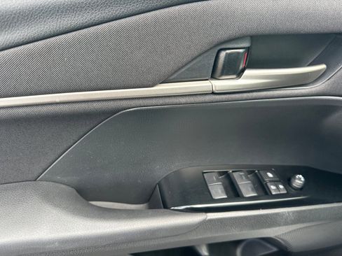 Certified 2025 Toyota Camry LE image 13