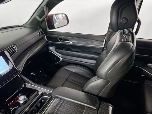 Used 2022 Jeep Wagoneer Series II image 24