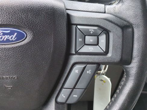 Used 2017 Ford F150 XLT w/ Equipment Group 302A Luxury AWD/4WD image 25