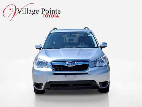Used 2015 Subaru Forester 2.5i Premium w/ All-Weather Package AWD/4WD image 2