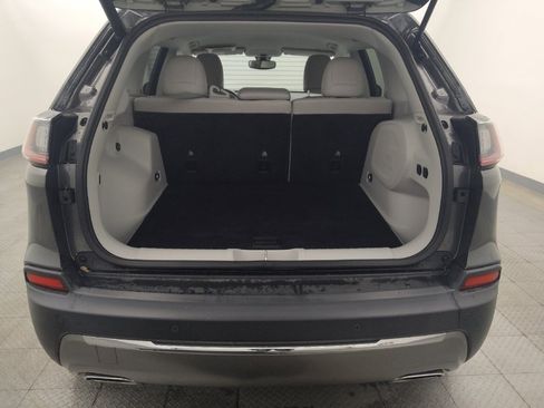 Used 2019 Jeep Cherokee Limited AWD/4WD image 29