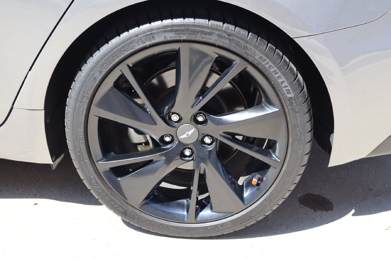 Used 2023 Genesis G70 2.0T w/ Sport Prestige Package RWD image 29