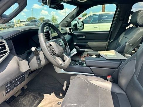 Used 2023 Toyota Sequoia Platinum AWD/4WD image 25