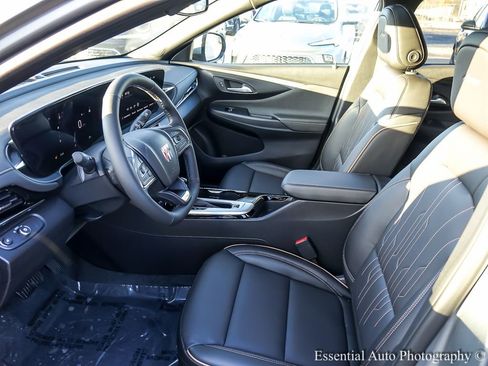 New 2026 Buick Envista Avenir image 9