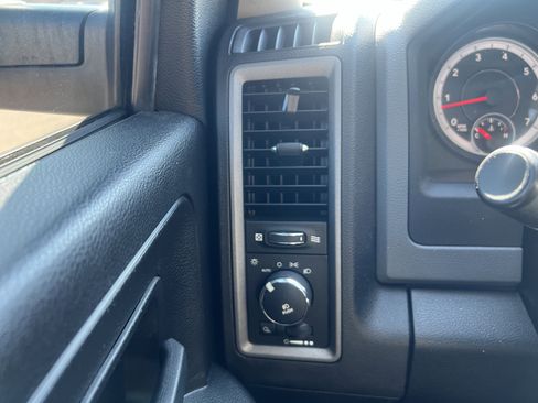 Used 2014 RAM 1500 Express w/ Black Ram 1500 Express Group image 15