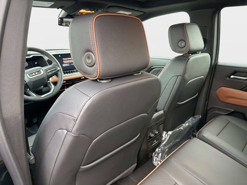 New 2026 GMC Canyon AT4 w/ Technology Plus Package AWD/4WD image 13