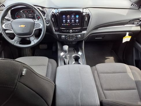 Certified 2023 Chevrolet Traverse LT FWD image 10