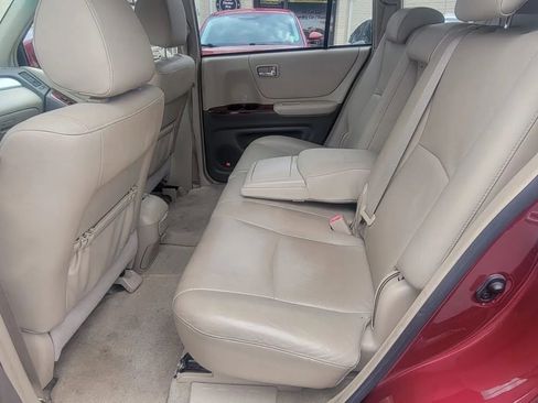 Used 2007 Toyota Highlander Sport image 10