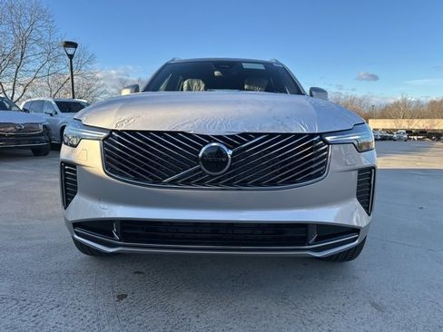 New 2026 Volvo XC90 B5 Core w/ Protection Package image 2