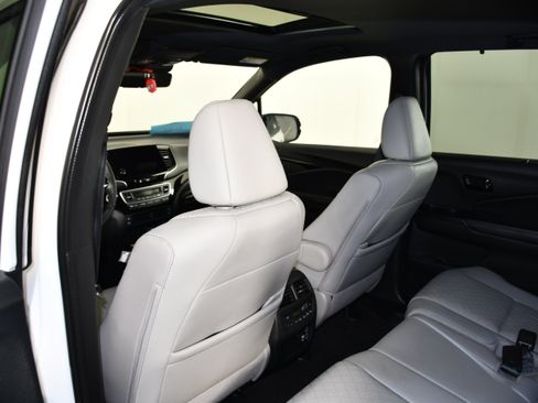 Certified 2023 Honda Passport Elite image 49