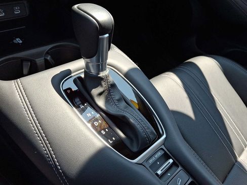 Used 2026 Honda HR-V EX-L image 15