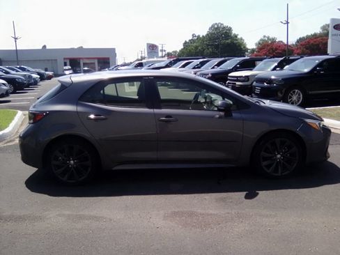 Used 2024 Toyota Corolla XSE FWD image 2