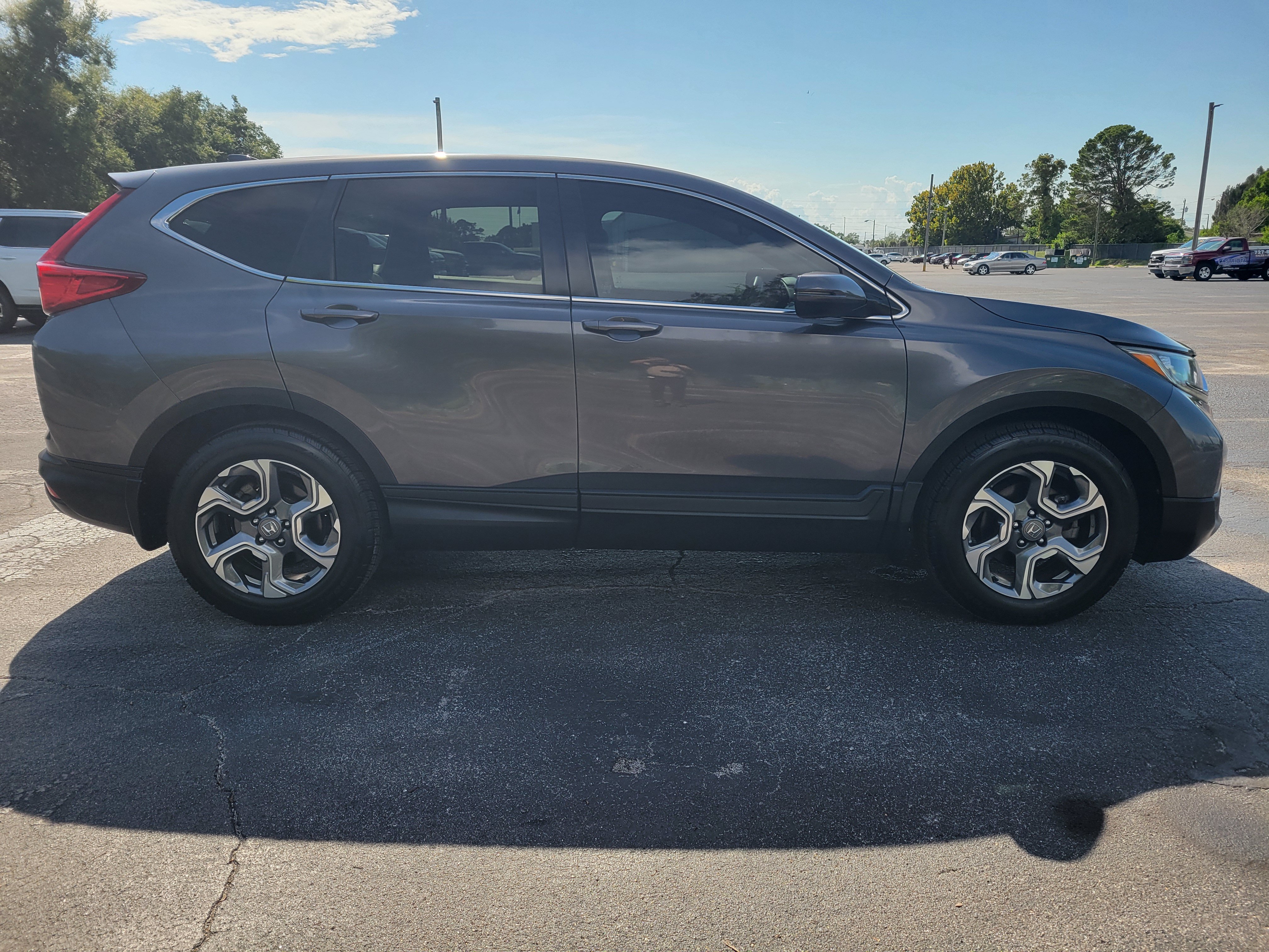 Used 2019 Honda CR-V EX image 4