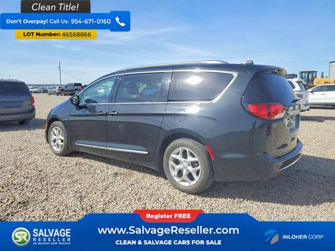 Used 2018 Chrysler Pacifica Touring-L w/ Tire & Wheel Group FWD image 3