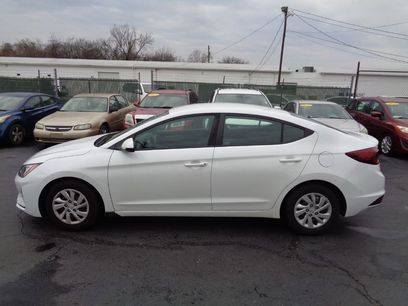 Used 2019 Hyundai Elantra SE w/ Cargo Package