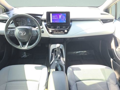 Used 2025 Toyota Corolla SE FWD image 14