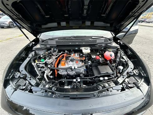 New 2026 Chevrolet Equinox EV LT image 28